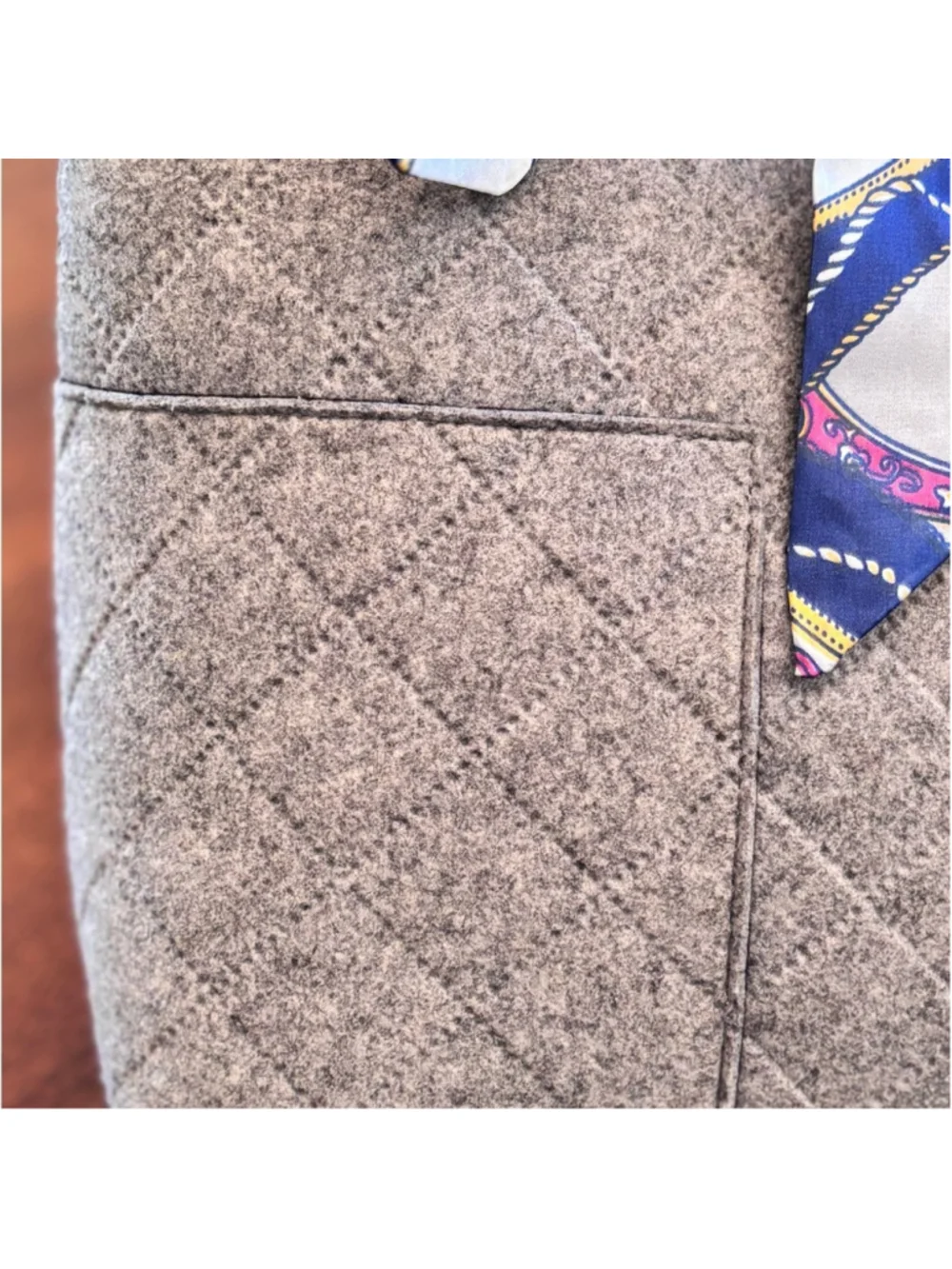 TORY BURCH BLOCK T FELT TOTE IN GREY AND SILVER